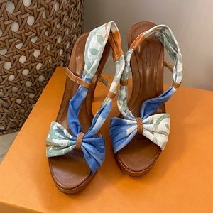 ALDO watercolor tropical heels - size 5.5